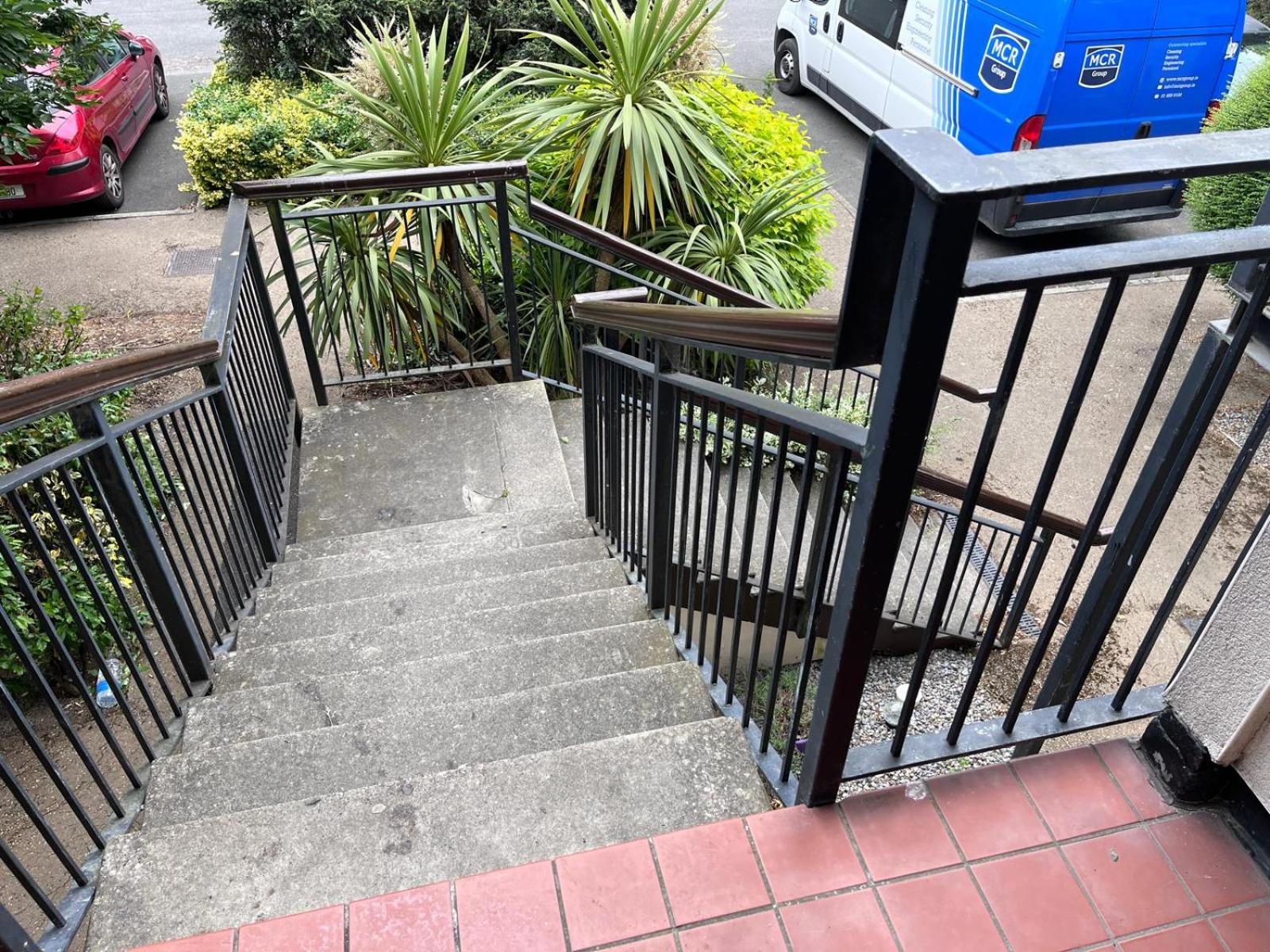 Accommodatie bij particulieren Lovely Twin With Ensuite Bathroom 15 Mins From Airport *